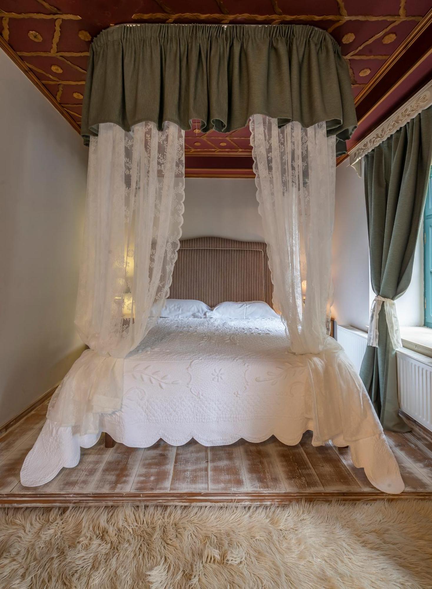 Отель Shamrock Elati Retreats Экстерьер фото